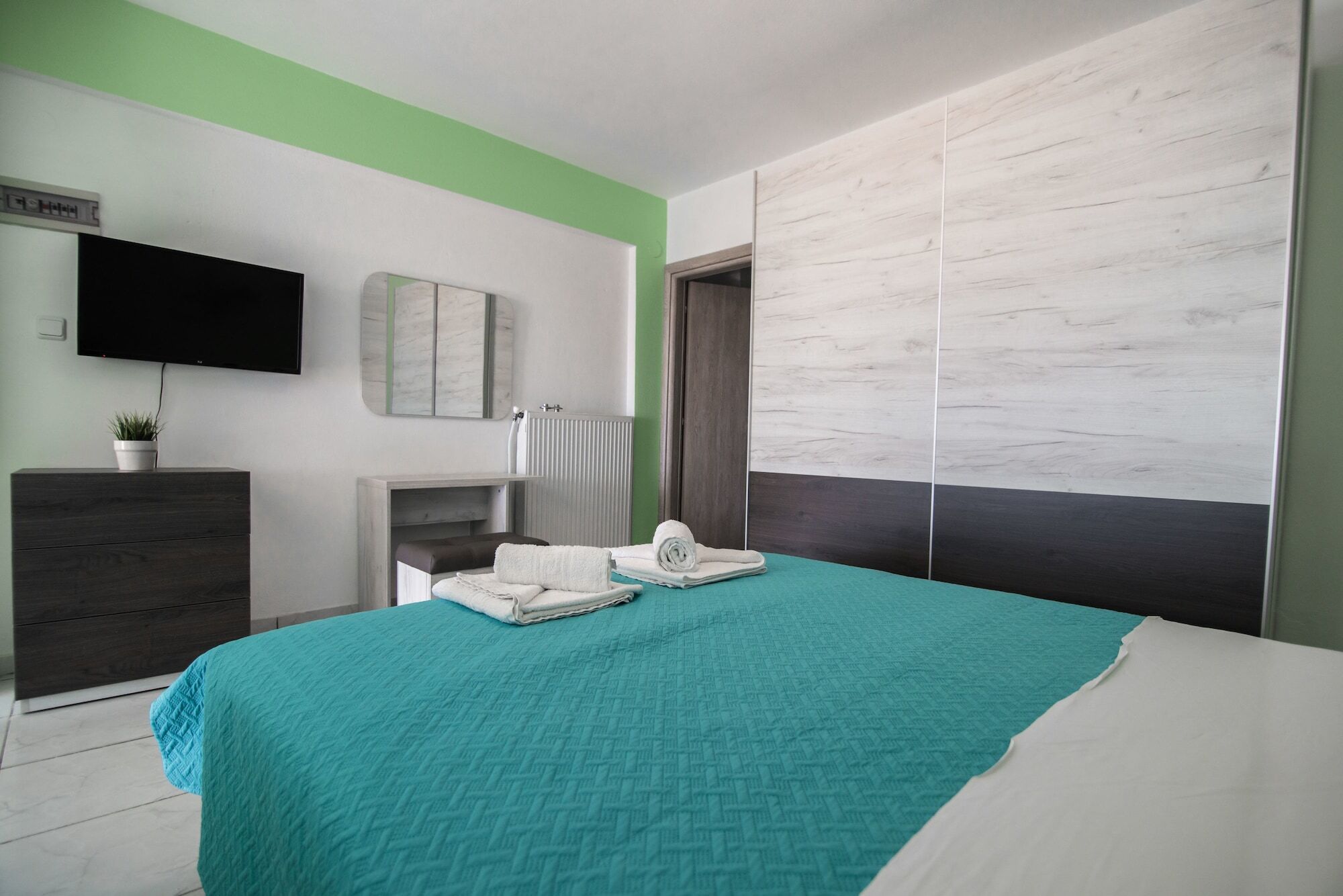 Dias Apartments Mola Kalyva Esterno foto